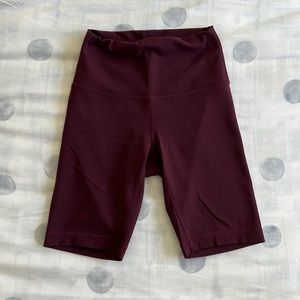 Lulu wonder train biker shorts